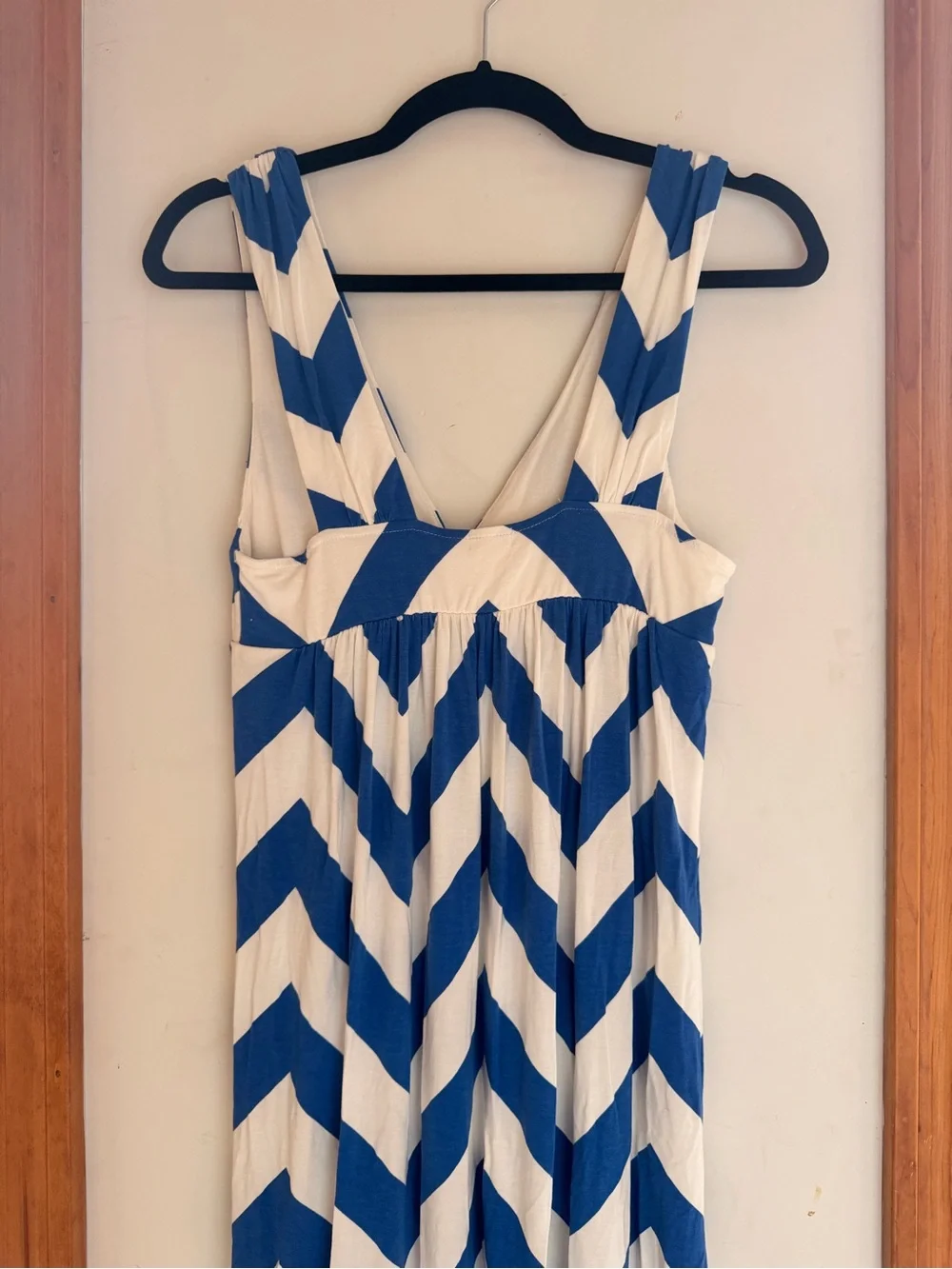 J.Crew V Neck Blue and White Chevron Maxi Dress Size Medium